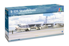 Italeri B-52G Stratofortress Early Version with Hound Dog Missiles 1:72