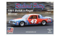 Salvinos JR Models Richard Petty 1981 Buick Regal Winner 1:24