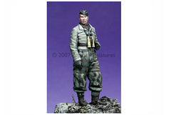 Alpine Miniatures Winter Panzer Officer 35036 1:35